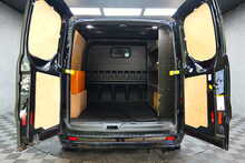 Ford Transit Custom 320 EcoBlue Limited 