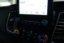 Ford Transit Custom 320 EcoBlue Limited 