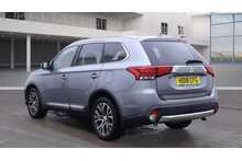 Mitsubishi Outlander DI-D 4 