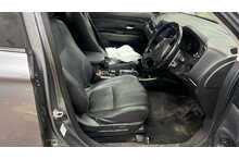 Mitsubishi Outlander DI-D 4 