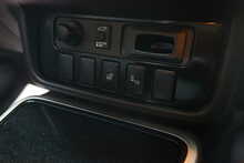 Mitsubishi Outlander DI-D 4 