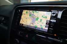 Mitsubishi Outlander DI-D 4 