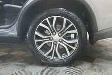 Mitsubishi Outlander DI-D 4 