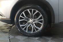 Mitsubishi Outlander DI-D 4 