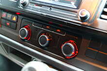 Volkswagen Transporter TDI T28 BlueMotion Tech Highline 