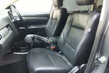 Mitsubishi Outlander DI-D Juro 