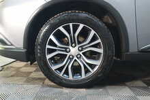 Mitsubishi Outlander DI-D Juro 