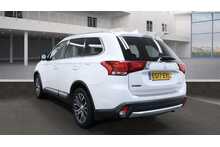 Mitsubishi Outlander DI-D 3 