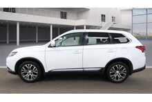 Mitsubishi Outlander DI-D 3 