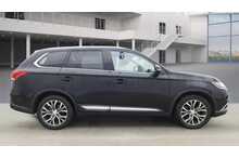 Mitsubishi Outlander DI-D 4 