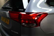 Mitsubishi Outlander DI-D 4 