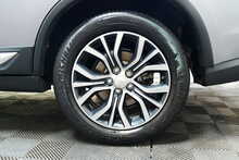 Mitsubishi Outlander DI-D 4 