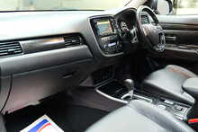 Mitsubishi Outlander DI-D 4 