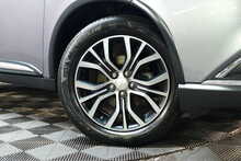 Mitsubishi Outlander DI-D 4 