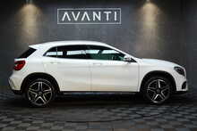 Mercedes-Benz GLA GLA200 AMG Line 