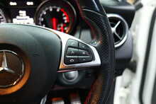 Mercedes-Benz GLA GLA200 AMG Line 