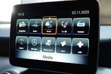 Mercedes-Benz GLA GLA200 AMG Line 