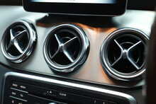 Mercedes-Benz GLA GLA200 AMG Line 