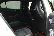 Mercedes-Benz GLA GLA200 AMG Line 