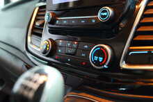 Ford Transit Custom 280 EcoBlue Limited 