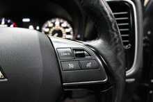 Mitsubishi Outlander DI-D 4 