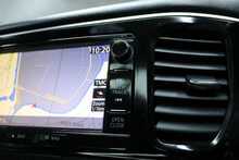 Mitsubishi Outlander DI-D 4 