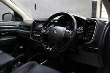 Mitsubishi Outlander DI-D 4 