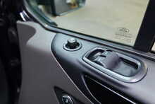 Ford Transit Custom 300 EcoBlue Limited 