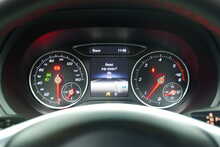 Mercedes-Benz B Class B220d AMG Line 