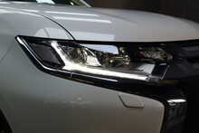 Mitsubishi Outlander DI-D 4 