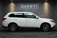 Mitsubishi Outlander DI-D 4 