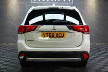 Mitsubishi Outlander DI-D 4 