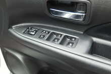 Mitsubishi Outlander DI-D 4 