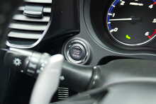 Mitsubishi Outlander DI-D 4 