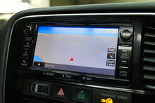 Mitsubishi Outlander DI-D 4 