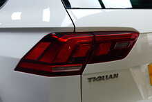 Volkswagen Tiguan TDI BlueMotion Tech SE Navigation 