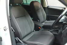 Volkswagen Tiguan TDI BlueMotion Tech SE Navigation 