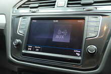 Volkswagen Tiguan TDI BlueMotion Tech SE Navigation 