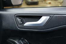 Ford Focus T EcoBoost ST-Line X 