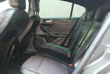 Ford Focus T EcoBoost ST-Line X 