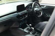 Ford Focus T EcoBoost ST-Line X 