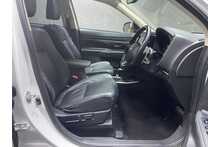 Mitsubishi Outlander DI-D 4 