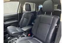Mitsubishi Outlander DI-D 4 