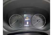 Mitsubishi Outlander DI-D 4 