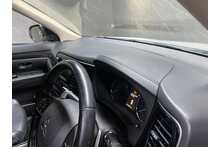 Mitsubishi Outlander DI-D 4 