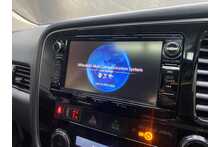 Mitsubishi Outlander DI-D 4 