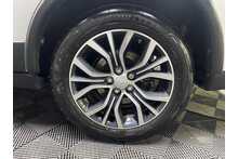 Mitsubishi Outlander DI-D 4 