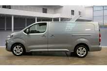 Vauxhall Vivaro Turbo D 3100 Elite 