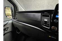 Ford Transit Custom 300 EcoBlue Limited 