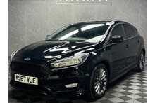 Ford Focus T EcoBoost ST-Line 